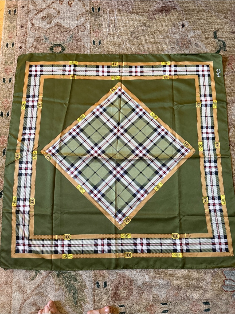 Green Plaid Scarf with Buckle Trim Design